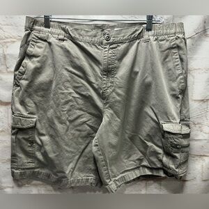 Columbia‎ men’s khaki cargo shorts XL